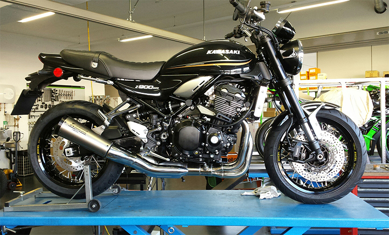 前後セット）Kawasaki Z900RS 2018- 17インチロードコンプリート