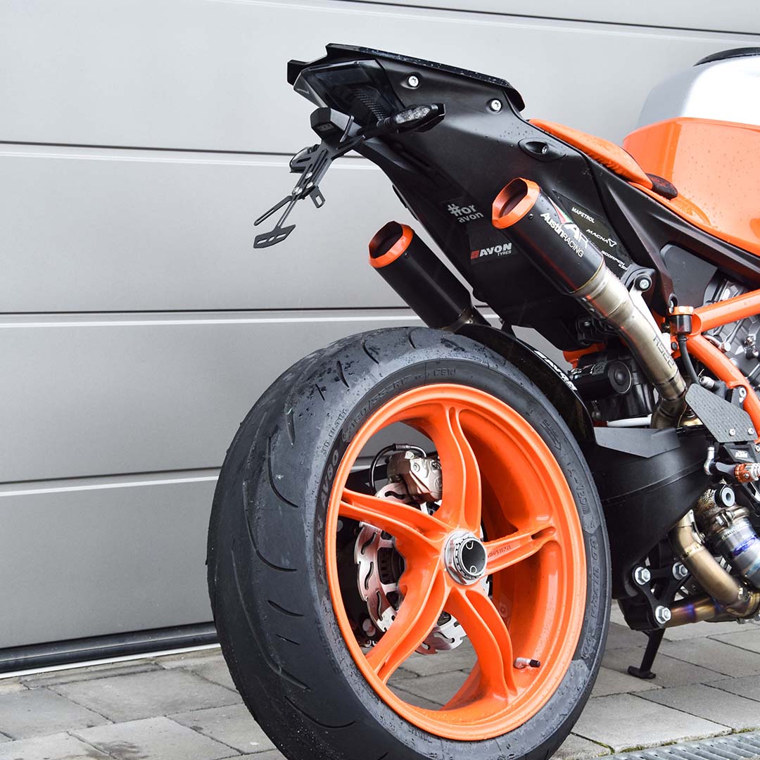 Bagoros performance バゴロスパフォーマンス プレミアムプレートホルダー KTM 1290 Super Duke R / Evo